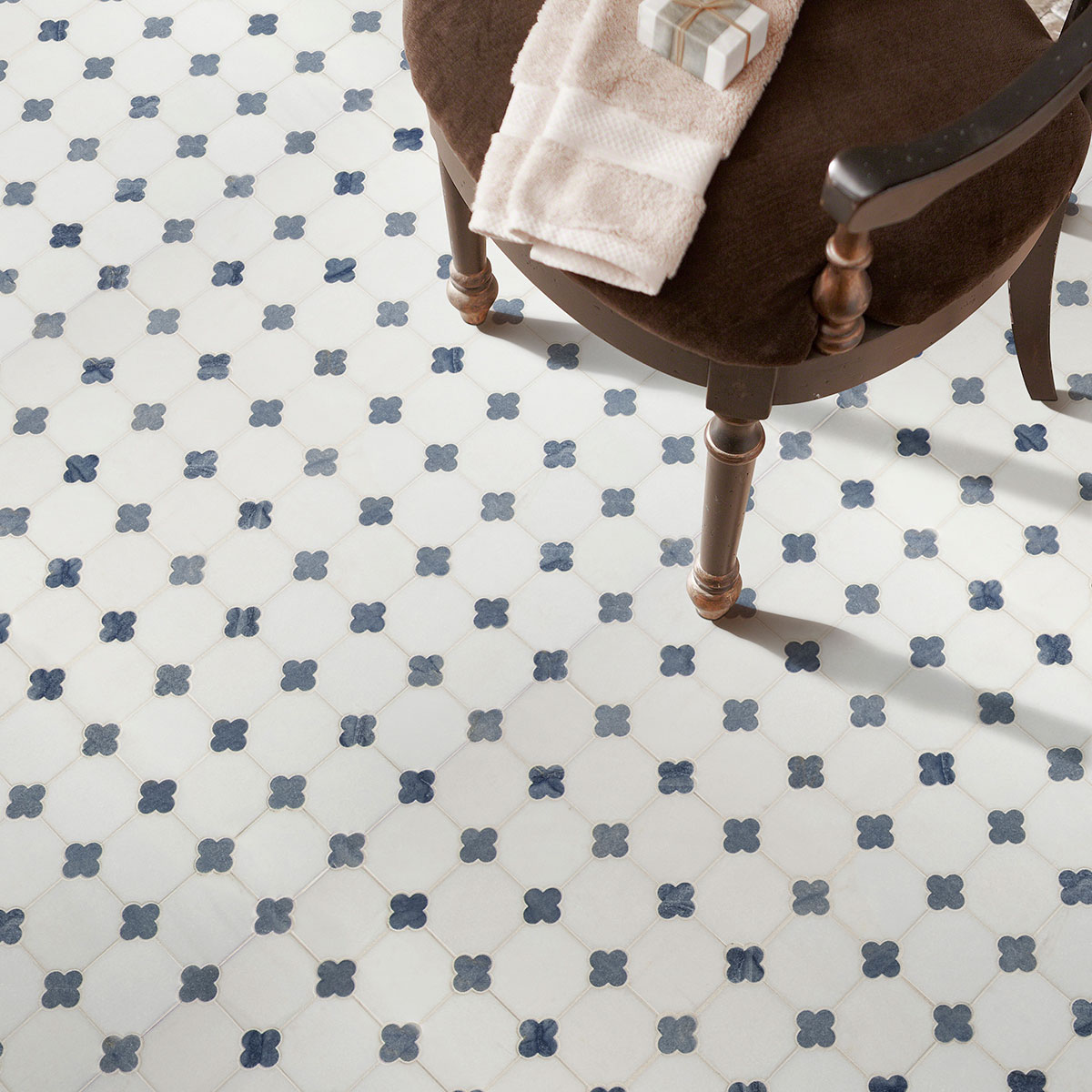 Azula Floret Mosaic Tile - Image 5
