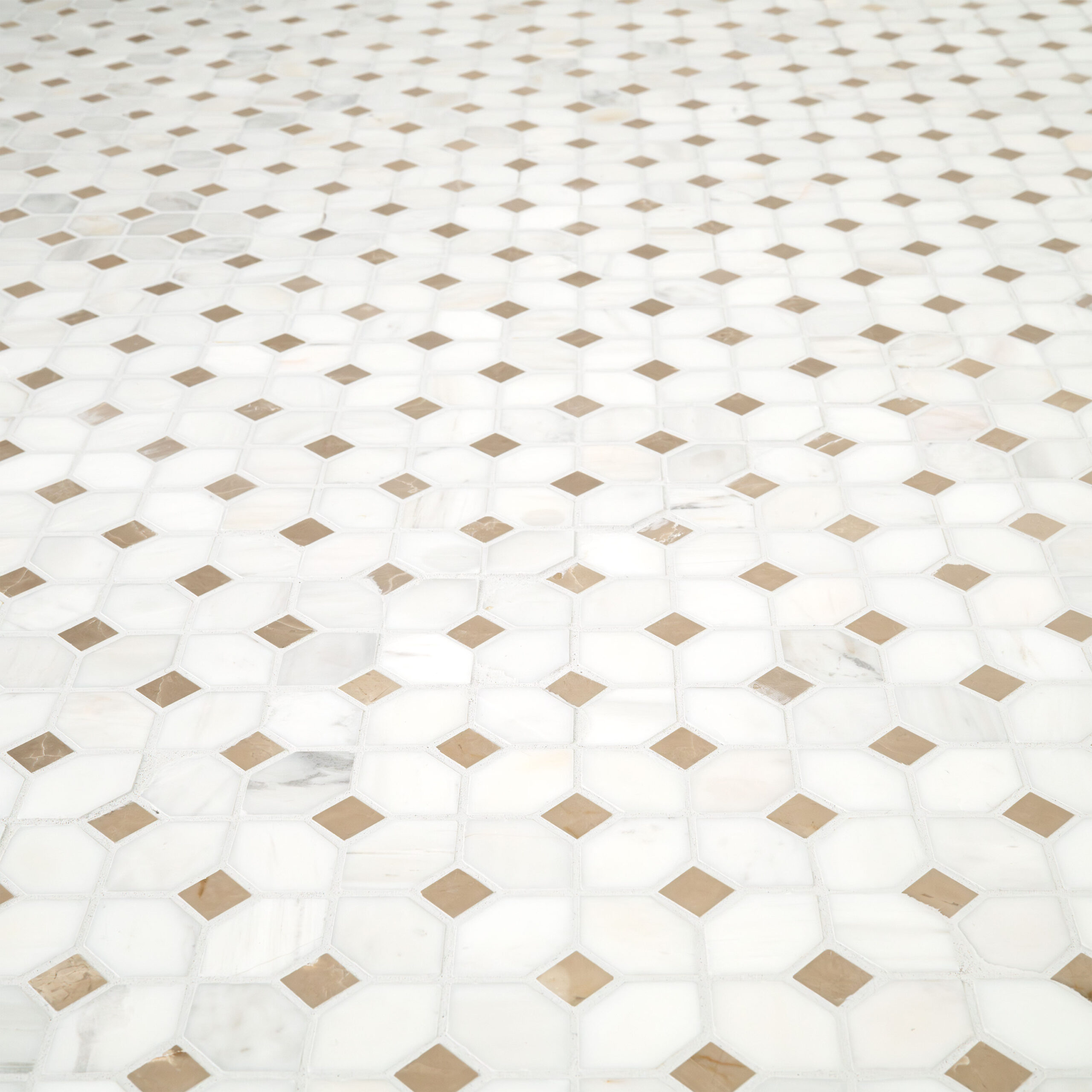Bianco Dolomite Crema Dotty Pattern - Image 2