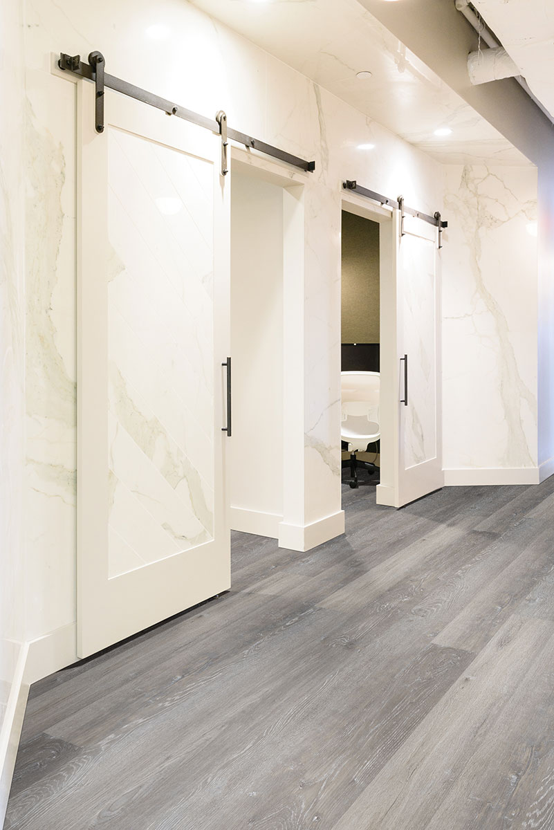 Glenridge® Elmwood Ash Luxury Vinyl Plank - Image 2